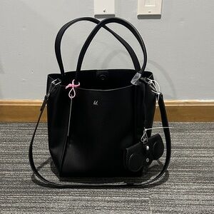New Stylish Black Tote Bag with Detachable Straps and Compartment Bag
